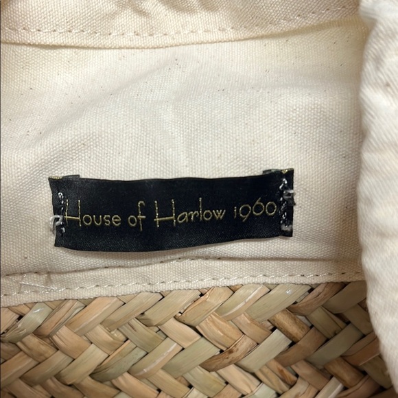 House of Harlow 1960 | Woven Bag w/ Removable Crossbody Strap - Picture 11 of 15